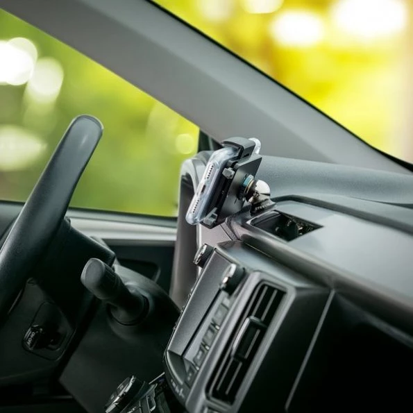 Squeeze Black/Gray Phone Mount Dash Kit For MagSafe Phones Cases and Wireless Chargers 1 p