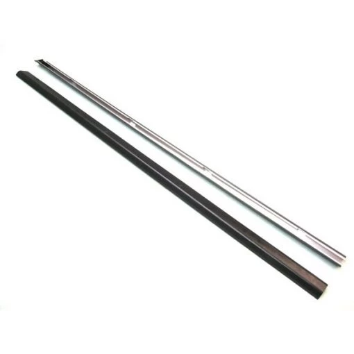 Kf4011 – 1987-1993 Ford Mustang Door Reveal Molding Kit