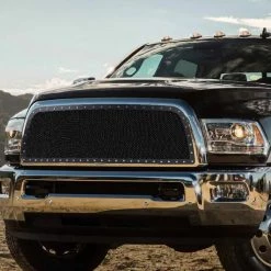 13-18 Dodge Ram 2500/3500 Grille Insert