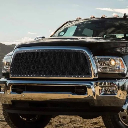 13-18 Dodge Ram 2500/3500 Grille Insert