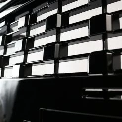 15-18 GMC Canyon Glossy Black Style Grille