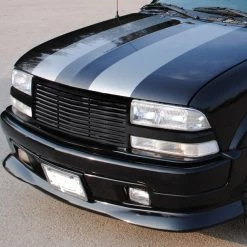 98-02 Chevrolet S10 Front Grille Black