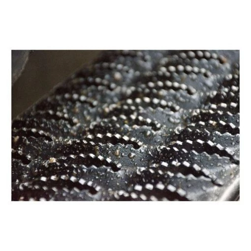 GRIP STEP 7IN RUNNING BOARD BLACK TEXTURED POWDER COAT