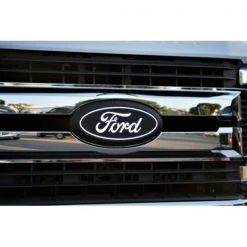 17-C F250/F350 FRONT EMBLEM – WITHOUT CAMERA CUTOUT