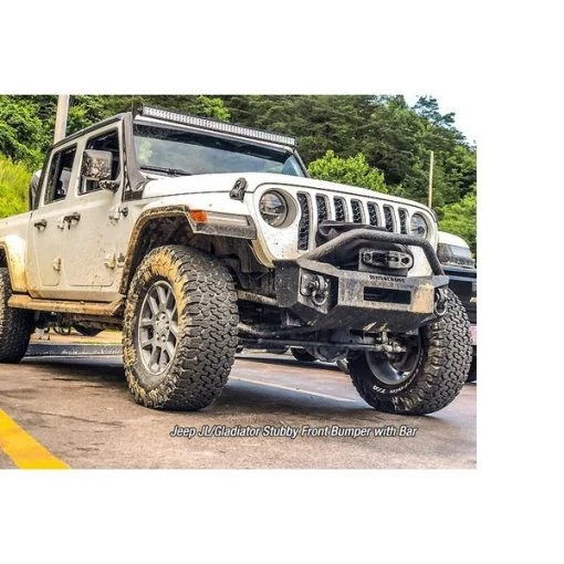 18-C WRANGLER JL/20-C GLADIATOR STUBBY FRONT BUMPER WITH BAR