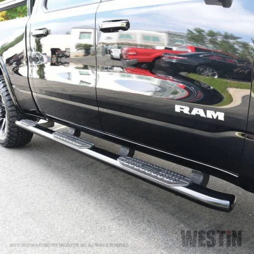 19-C RAM 1500 CREW CAB(EXCL.REBEL)(5.5FT BED)BLK PRO TRAXX 5 OVAL W2W NERF BARS