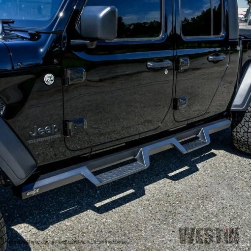 20-C GLADIATOR TEXTURED BLACK HDX DROP NERF STEP BARS