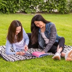 Lunna Seat Poncho - Black-Tan Color Combo 6 Seat Poncho – Black-Tan Color Combo