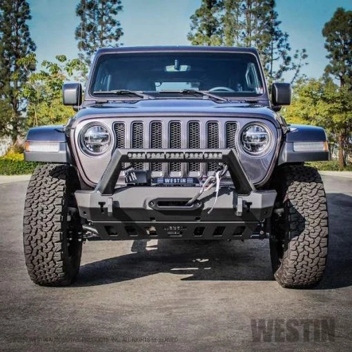 WJ2 Stubby Front Bumper w/LED Light Bar Mount