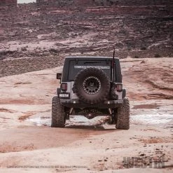 WJ2 Rear Bumper w/Tire Carrier